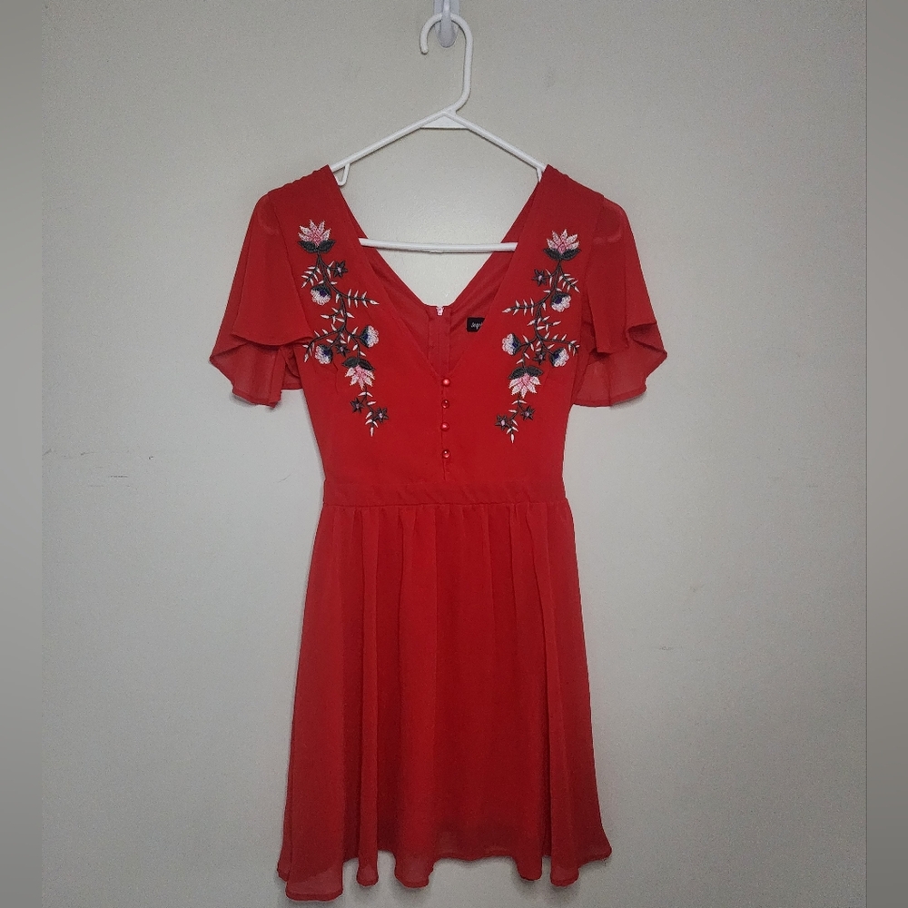 Juniors Sequin Hearts Red Floral Embroidery Dress Sz 1